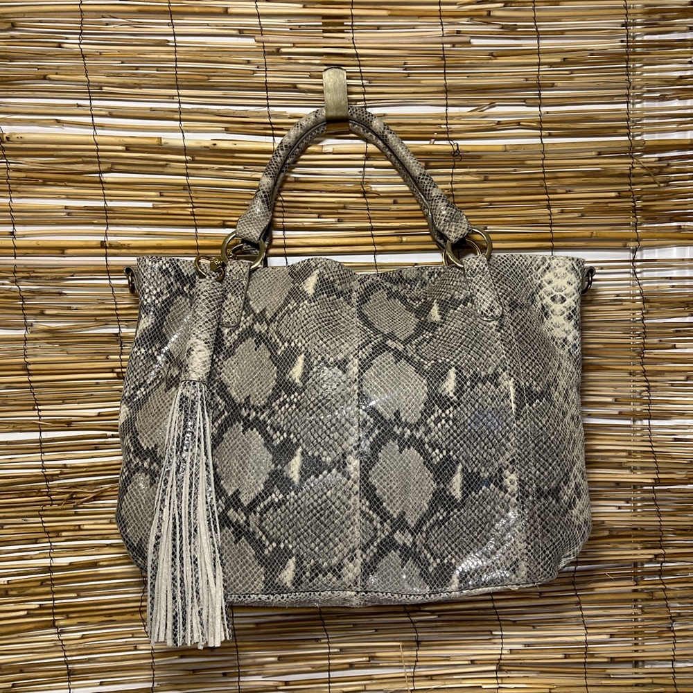 G.I.L.I. Gray Snakeskin embossed leather Tote